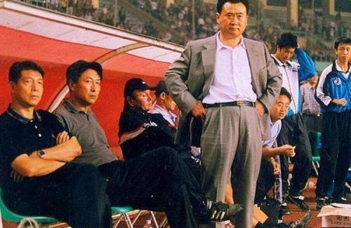 王健林的足球往事：曾创55场不败神话 一度排名亚洲第一