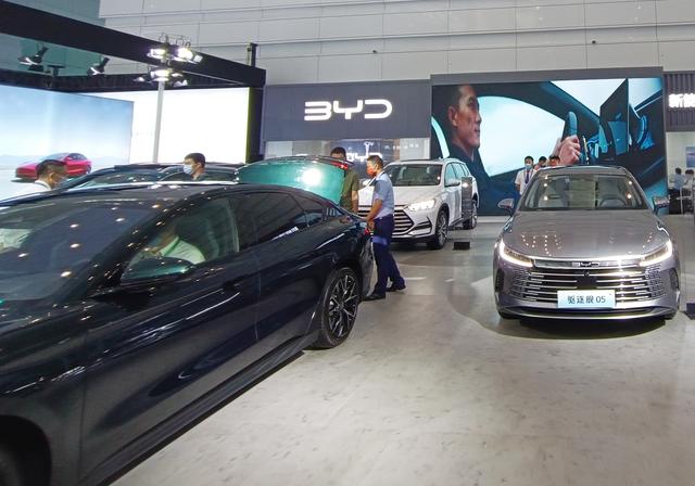 “今年末前成中国第一大汽车制造商”，比亚迪董事长王传福最新发声！